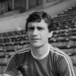 Никола Велков