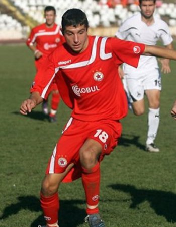 Borislav Nikolov