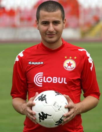 Yanis Ziku