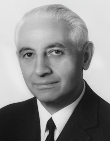 Иван Радоев